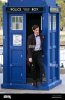 matt-smith-exits-the-tardis-the-cast-of-doctor-who-filming-in-central-DX4CT8.jpg